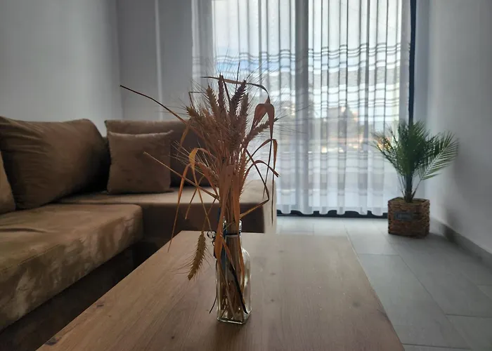 Duka * Sarandë