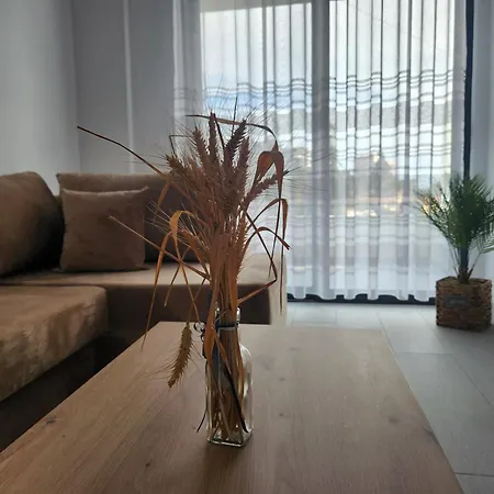 Duka * Sarandë